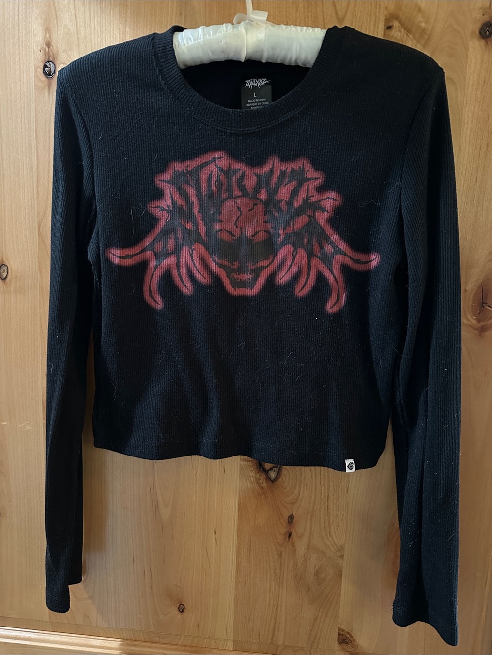 Black Long-Sleeve Crop Thermal Tee with Red Graphic